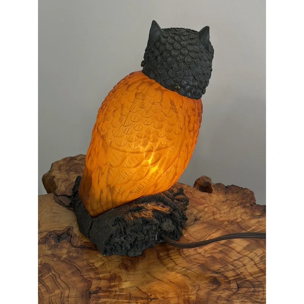 Vintage Lamp Glass Owl with Red Eyes on Resin Base Table Lamp Night Light 8.5